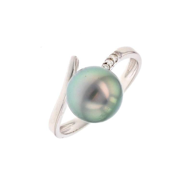 Acheter Bague perle et diamants 0.03 carat or blanc 2.71g - 690,00 € Bague perle et diamants 0.03 carat or blanc 2.71g - reconditionné disponible sur Gemme Les Bijoux